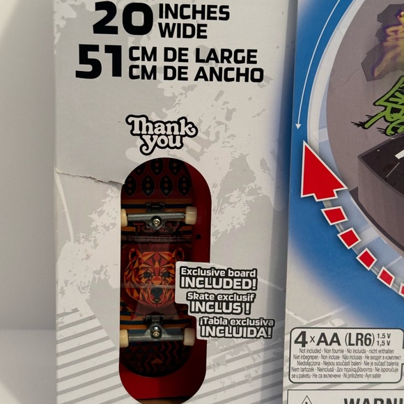 Tech Deck Shredline 360 Motorized Spinning Playset 20” W Exclusive Board New - Picture 4 of 11